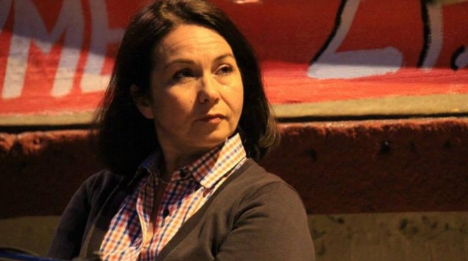 Η Σόφη Παπαδογιάννη μηνύει ΕΛ.ΑΣ. και υπουργείο για δακρυγόνο που δέχθηκε στο κεφάλι