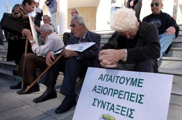 ΠΑΣΟΚ: Να τι μας κρύβει ο κ. Τσίπρας για το ασφαλιστικό