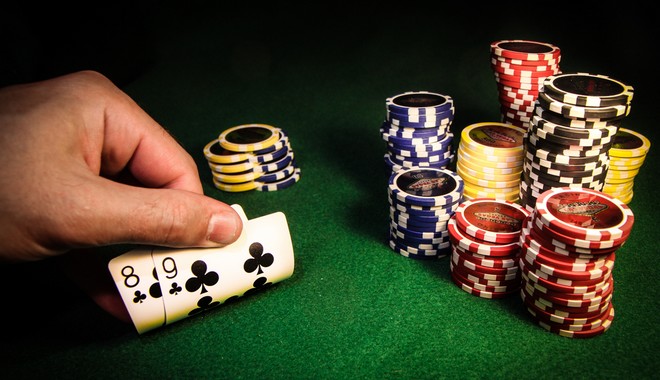 Πέντε τρόποι που το πόκερ μπορεί να σας κάνει καλύτερο άνθρωπο