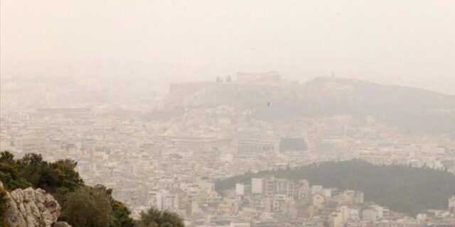 Αφρικανική σκόνη μέχρι τη Γροιλανδία: Θα “πνίξει” τη χώρα όλη τη Μεγάλη Εβδομάδα