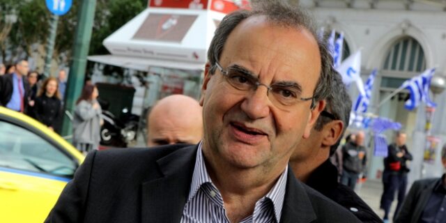 Στρατούλης: Δύο Γερμανοί εκπροσωπούν την Ελλάδα στην επιτροπή εμπειρογνωμόνων για τα εργασιακά