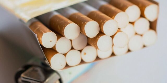 Παπαστράτος: Μπορεί μία καπνοβιομηχανία να μην παράγει τσιγάρα;