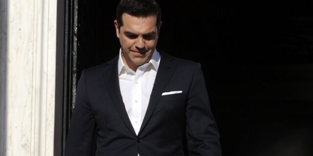 Τσίπρας σε ρώσικα ΜΜΕ: Επιστρέφουμε στην ανάπτυξη το β’ εξάμηνο του 2016