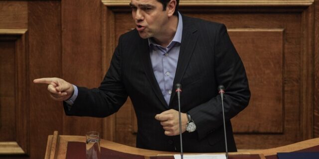 Τσίπρας σε Μητσοτάκη: Θα μετατρέψετε τη ΝΔ σε κόμμα διαμαρτυρίας