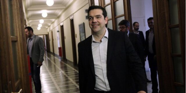 Το ΔΝΤ πιέζει η Ευρώπη στηρίζει