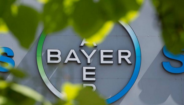 Bayer: Προσφορά 62 δισ. δολάρια για την εξαγορά της Monsanto