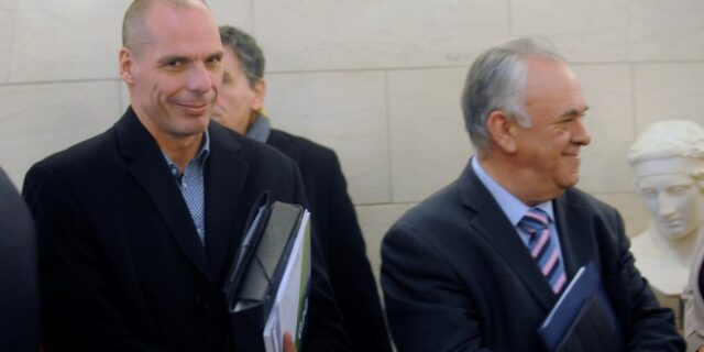 Δραγασάκης: Ο Βαρουφάκης συνεχίζει τις μυθοπλασίες