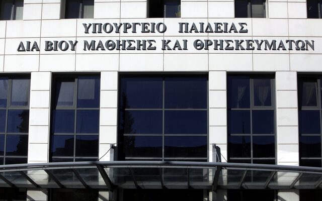 Φίλης: Βάζουμε τέλος στη σιωπηρή ανοχή