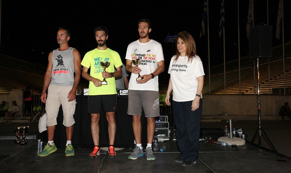 Η «Novasports Running Team», με τον «Captain» της Περικλή Ιακωβάκη, έτρεξε στο Lighting Up Athens!