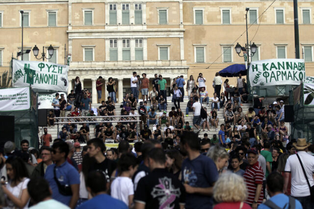 Υπέρ της νομιμοποίησης της κάνναβης για ιατρική χρήση 36 βουλευτές του ΣΥΡΙΖΑ