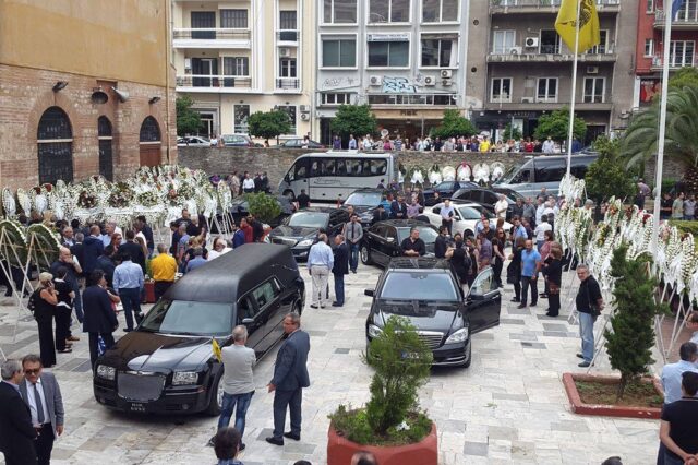 Πλήθος κόσμου στo τελευταίο αντίο στον Αλέξανδρο Χαϊτογλου