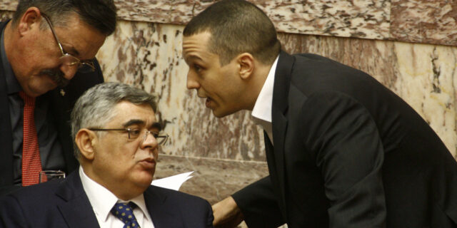 Άρσης της ασυλίας Μιχαλολιάκου – Κασιδιάρη εισηγείται η Επιτροπή Δεοντολογίας