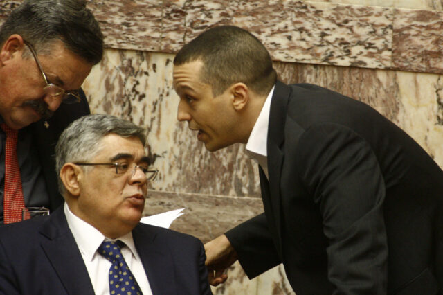 Άρσης της ασυλίας Μιχαλολιάκου – Κασιδιάρη εισηγείται η Επιτροπή Δεοντολογίας