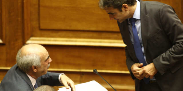 ΝΔ: Άλλο απλή αναλογική, άλλο αναλογικότητα και κυβερνησιμότητα