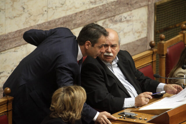 Επιστολή Μητσοτάκη σε Βούτση: Η δημοκρατία όμηρος του ΣΥΡΙΖΑ
