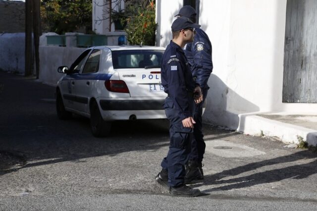 Σπείρα ανηλίκων κατέκλεβε πεζούς στα Μέγαρα