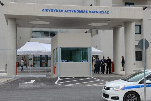 Ηλικιωμένος έσυρε με το αυτοκίνητό του και βασάνισε μέχρι θανάτου σκύλο στον Αλμυρό