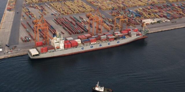 COSCO: Καταγγέλλει μονομερείς αλλαγές στη σύμβαση για τον ΟΛΠ. Απειλεί να κάνει πίσω