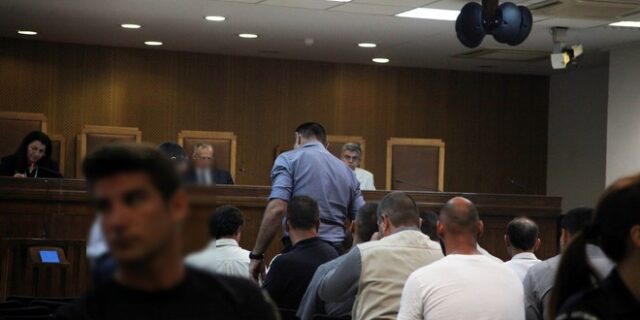 Συνεχίζονται οι αναγνωρίσεις κατηγορουμένων