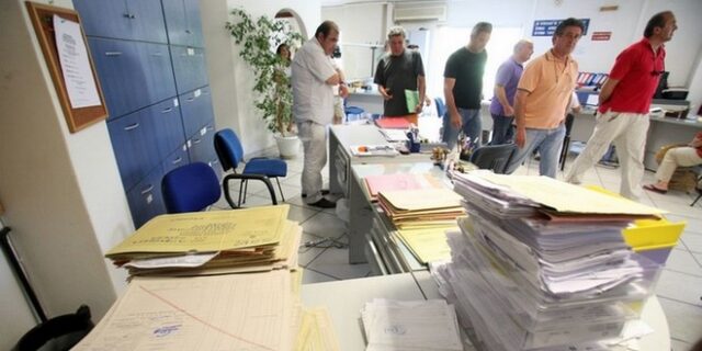 Πλησιάζει το πρώτο ραντεβού με την εφορία
