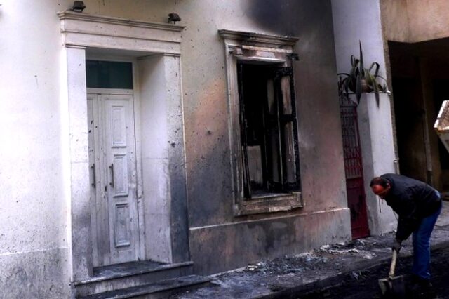 Επίθεση με μολότοφ στη διμοιρία έξω από το σπίτι του Φλαμπουράρη
