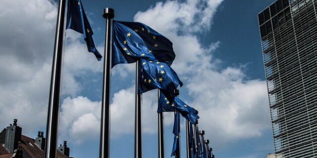 Οι Γερμανοί γίνονται πλουσιότεροι ενώ οι Νοτιοευρωπαίοι φτωχότεροι