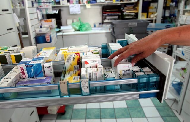 Δωρεάν φάρμακα από 1η Αυγούστου για άπορους και ανασφάλιστους