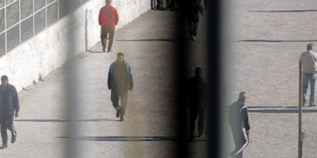 Θα αποφυλακίζονται οι τοξικοεξαρτημένοι κρατούμενοι όταν εκτίσουν το 1/6 της ποινής τους