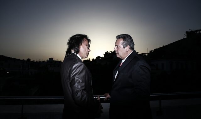 Τετ α τετ Καμμένου- Ψινάκη με φόντο την Ακρόπολη