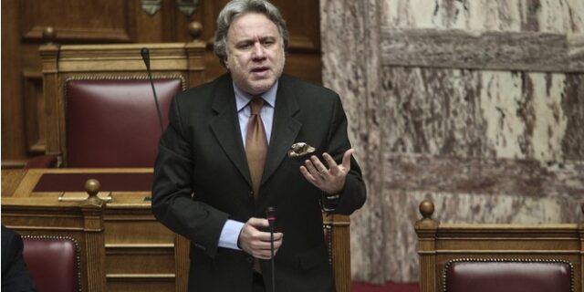 Κατρούγκαλος: Αντισταθμιστικά μέτρα για τους συνταξιούχους που χάνουν το ΕΚΑΣ