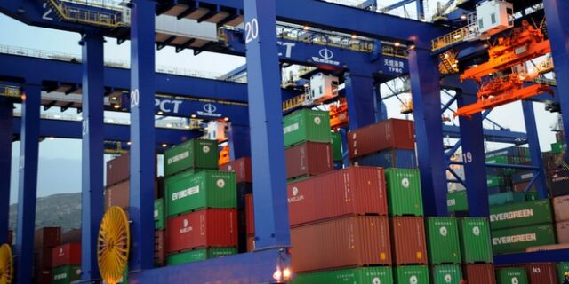 Η εξαγωγική δραστηριότητα της χώρας στο επίκεντρο του υπουργείου Οικονομικών