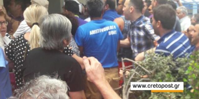 Κλότσησαν τον Πολάκη στην Ιεράπετρα