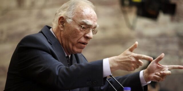 Λεβέντης: ‘H κυβέρνηση εξοντώνει την οικογένεια Μητσοτάκη απαγορεύοντας τις offshore’