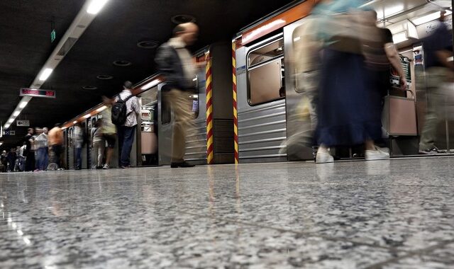 Ανοιχτοί όλοι οι σταθμοί του μετρό