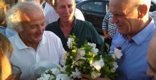 Έραναν τον Γιώργο οι ψηφοφόροι άνθη
