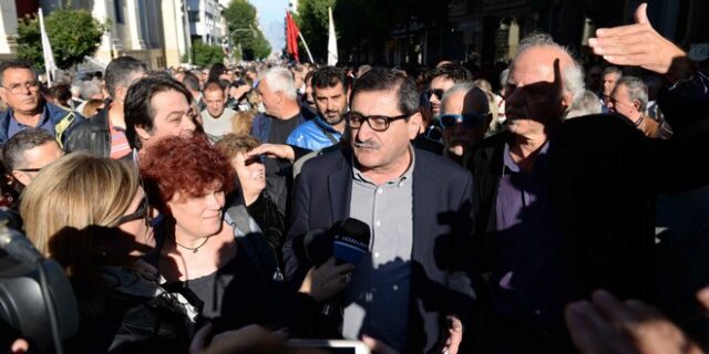 Σε δίκη ο δήμαρχος Πάτρας επειδή δεν διευκόλυνε τη Χρυσή Αυγή