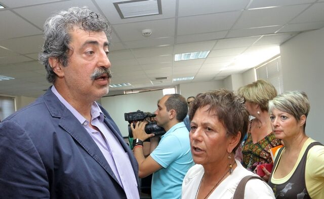 Πολάκης: ‘Σόου δέκα ακροδεξιών και πέντε Λαετζήδων’