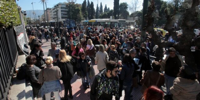 Σχέδιο επιστροφής των συλλογικών συμβάσεων από το 2018