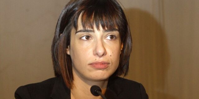 ‘Μισογεμάτο το ποτήρι’ για PODEMOS κατά τη Ράνια Σβίγκου