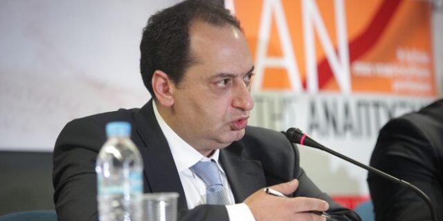 ΝΔ για Σπίρτζη: Ο κυβερνητικός θίασος συνέχισε και σήμερα την παράστασή του