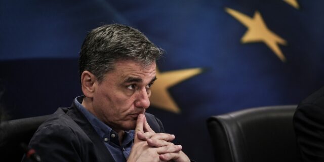 Και οι ‘θεσμοί’ τον χαβά τους: πιο γρήγορα τα προαπαιτούμενα