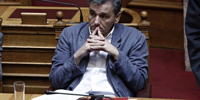 Το ‘εικονικό’ πρωτογενές πλεόνασμα και το πραγματικό στοίχημα των εσόδων