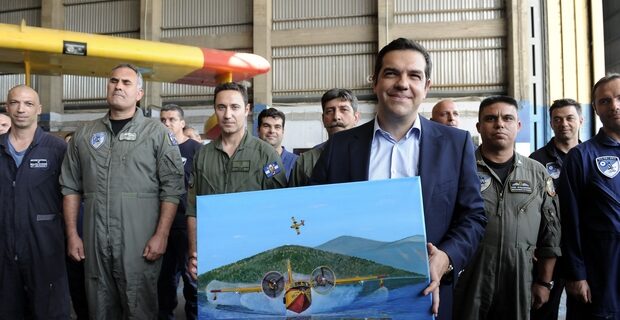Ο Τσίπρας στην Αεροπορική Βάση Ελευσίνας