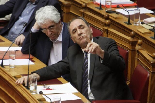 Στη Βουλή το σχέδιο νόμου για τις δημόσιες συμβάσεις
