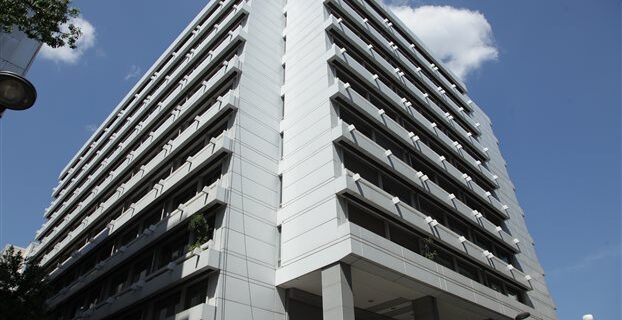 Απολογούνται οι εμπειρογνώμονες του ΤΑΙΠΕΔ
