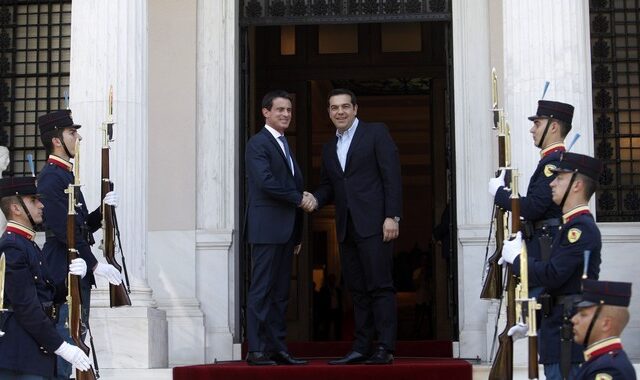 Βαλς: Ελάτε να επενδύσετε στην Ελλάδα