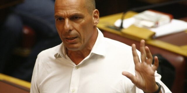 Βαρουφάκης: Να συνασπιστούν οι πολιτικές δυνάμεις όλη της Ευρώπης για μια νέα συμφωνία