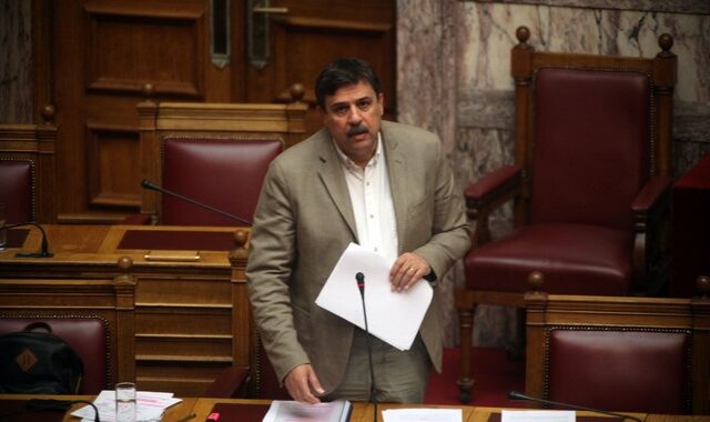 Ξανθός: Δύσκολα τα πράγματα στην Υγεία, αλλά το 2016 είναι καλύτερο