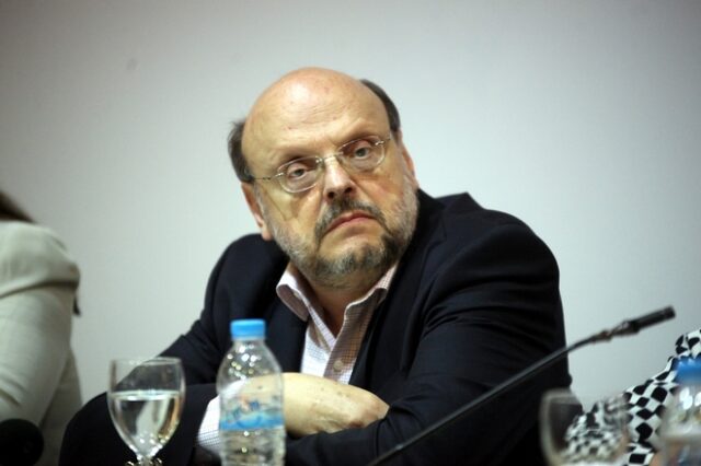Οι καραμανλικοί δεν ξεχνούν