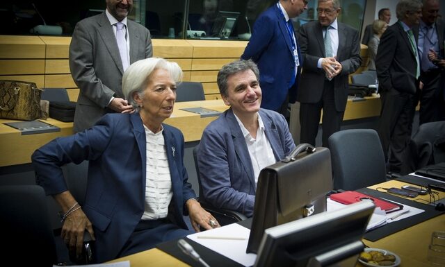 Το ΔΝΤ το χαβά του. Στο στόχαστρο τα εργασιακά